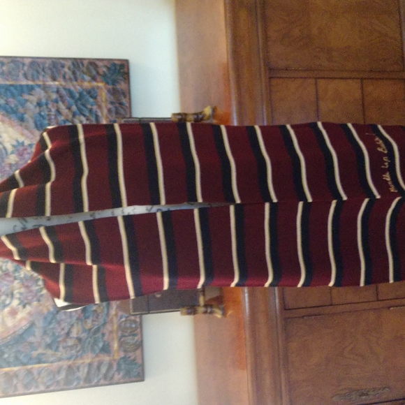 Bundle Up Bubula Wool Scarf - Picture 2 of 8